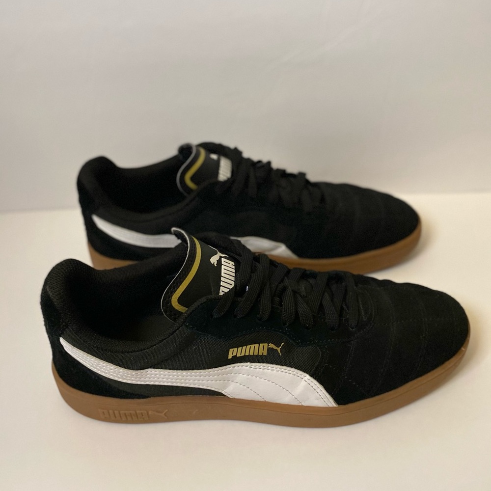 PUMA Astro Kick gently worn
